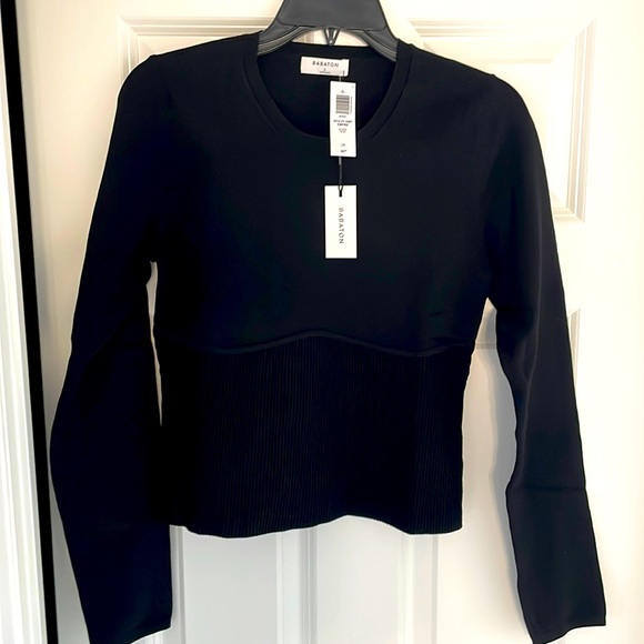 Aritzia - Babaton knit top-Brand New! - Picture 1 of 3